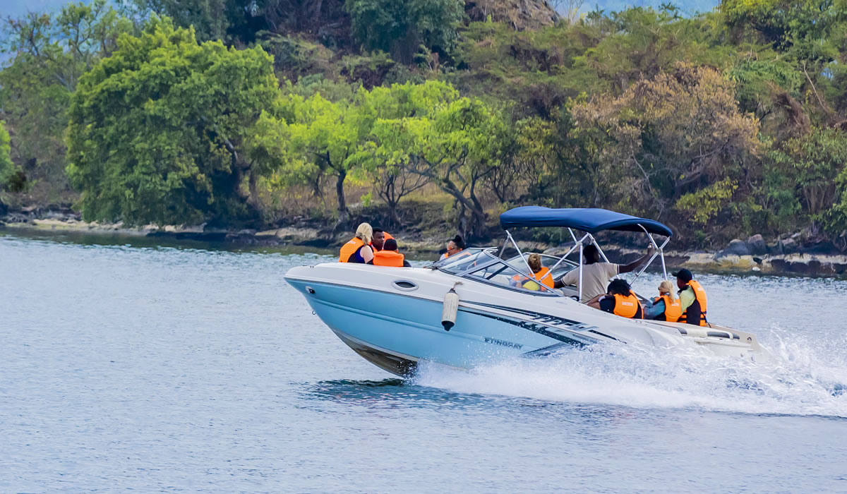 4 Days Rwanda Primates and Lake Kivu Tour